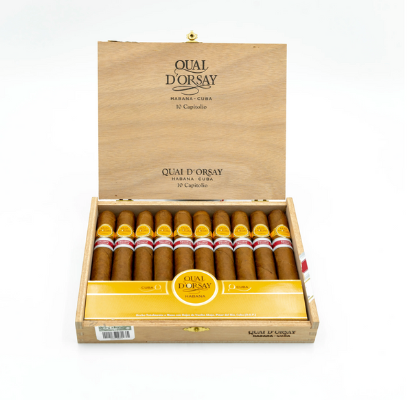 RE 2018 France - Quai D'Orsay - Capitolio