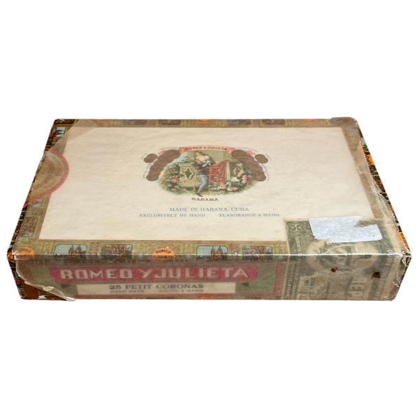 (Vintage 1960s) Romeo &Julieta - Petit Corona