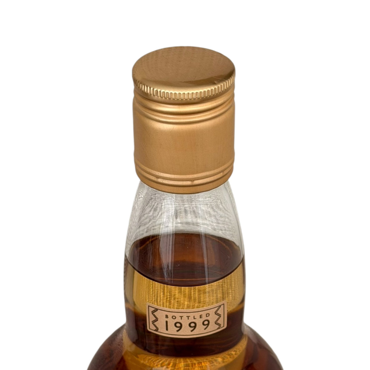 Dallas Dhu 1979 Gordon & MacPhail neck and capsule detail