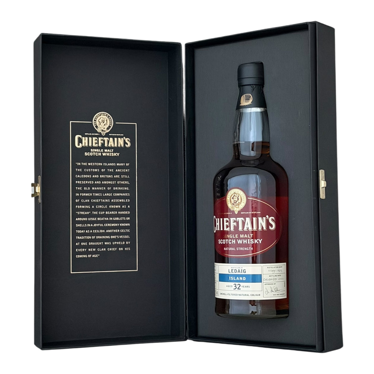 Ledaig 1973 32 Year Old Chieftain's Choice presentation box detail