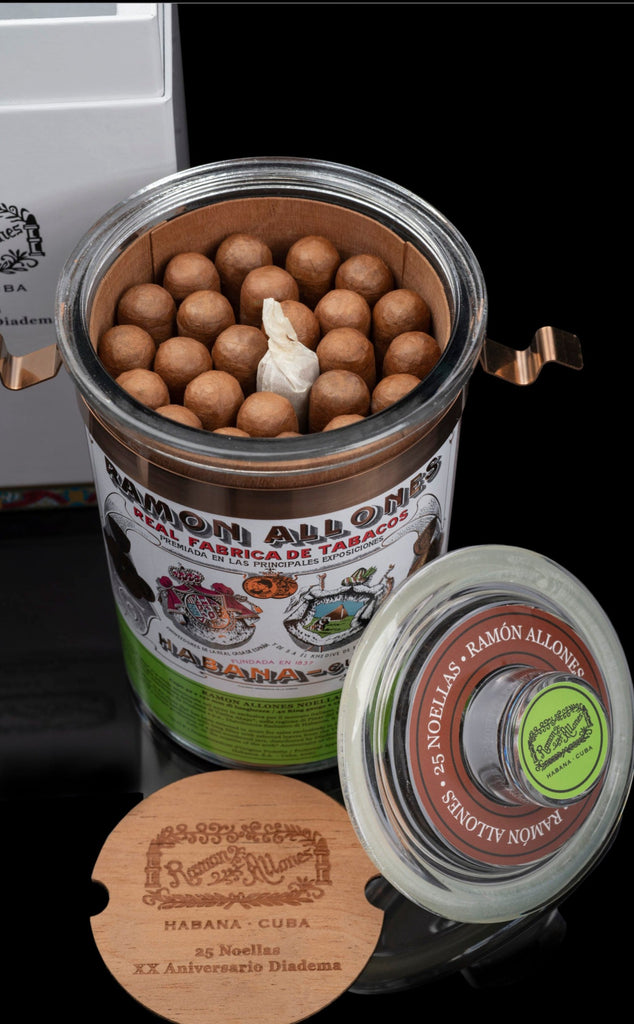 RE 2020 - Italia - Ramon Allones - Noellas - Jar