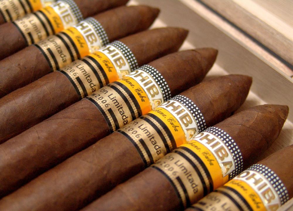 LE 2006 - Cohiba - Piramides - Limited Edition 2006
